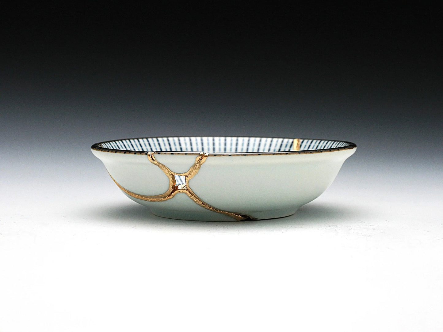 Small Blue and White Kintsugi Plate with Lines Kintsugi Reborn