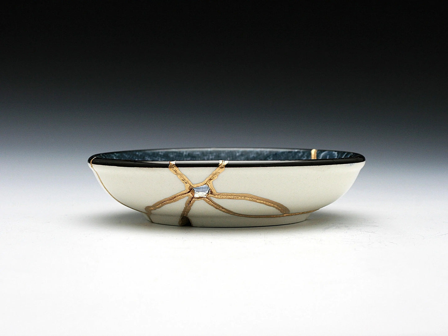 Small Blue and White Kintsugi Plate with Radish Image Kintsugi Reborn
