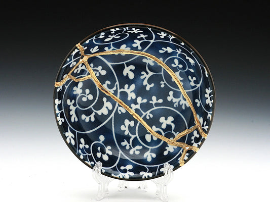 Small Blue and White Kintsugi Plate with Vines Kintsugi Reborn