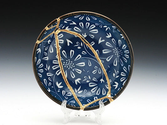 Small Blue and White Kintsugi Plate with Flowers Kintsugi Reborn
