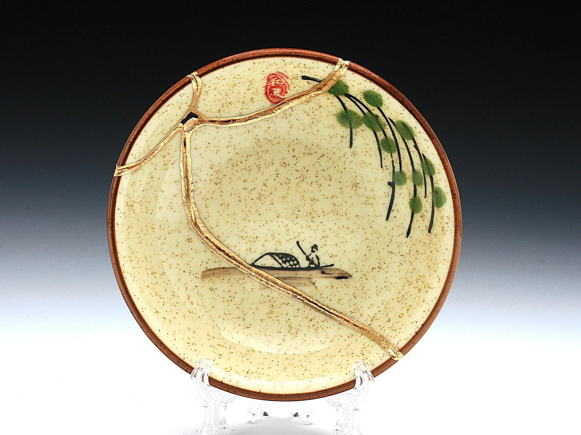 Small Beige Kintsugi Plate with Image Kintsugi Reborn