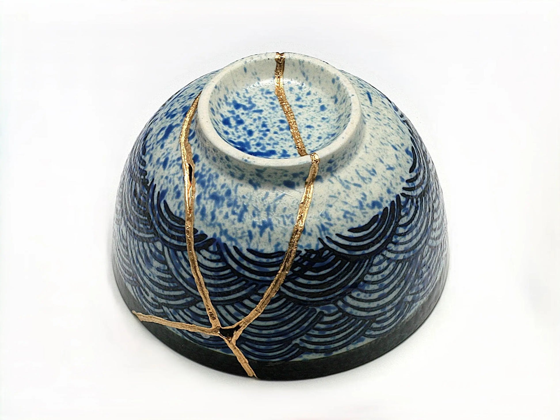 Medium Blue and White Kintsugi Bowl with Aranami Pattern Kintsugi Reborn