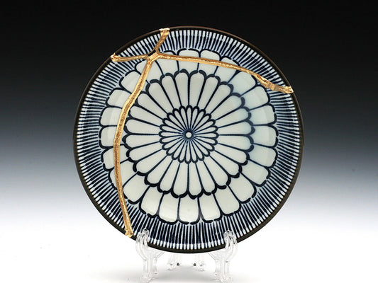 Small Blue and White Kintsugi Plate with Pattern Kintsugi Reborn