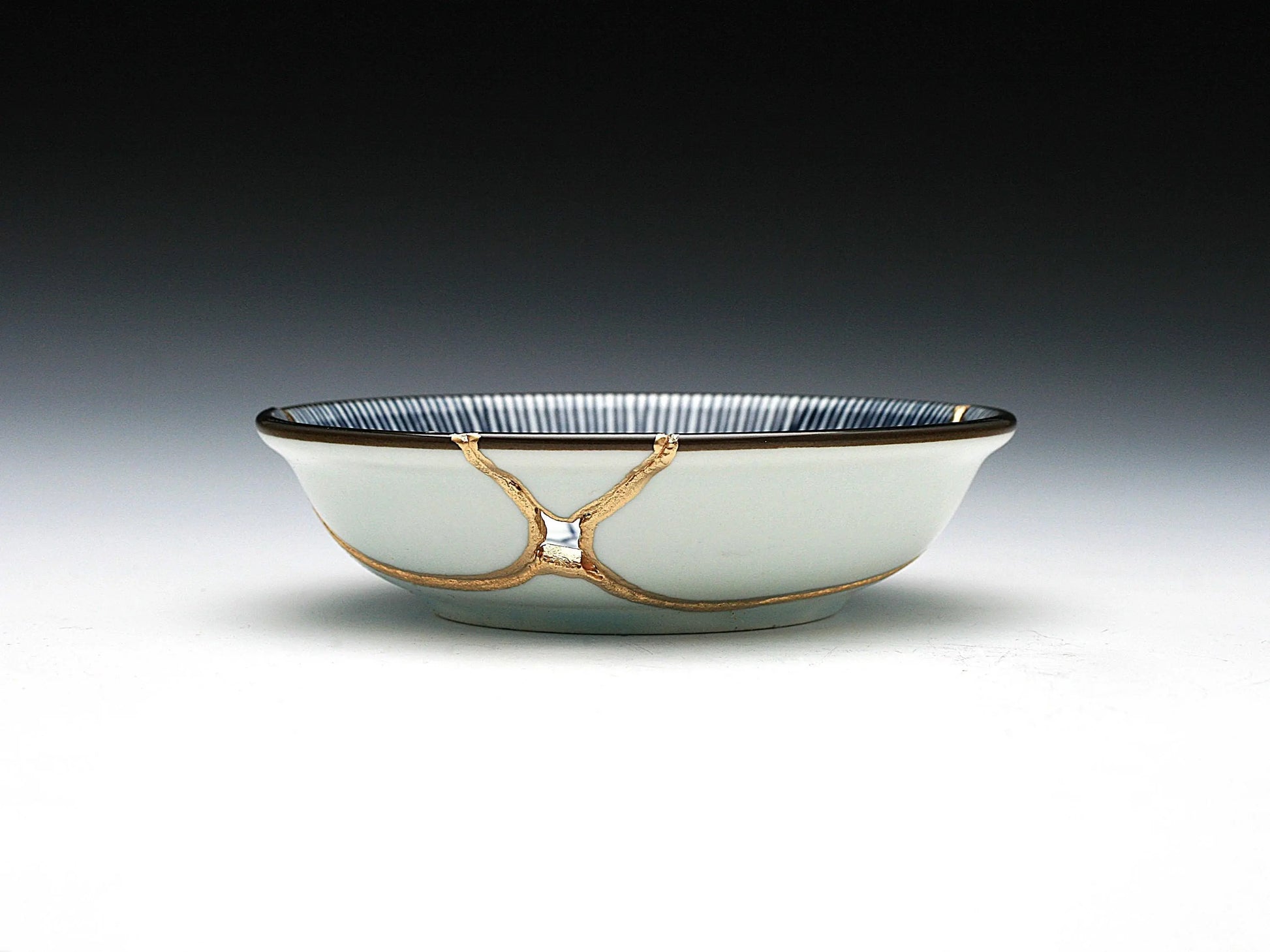 Small Blue and White Kintsugi Plate with Pattern Kintsugi Reborn