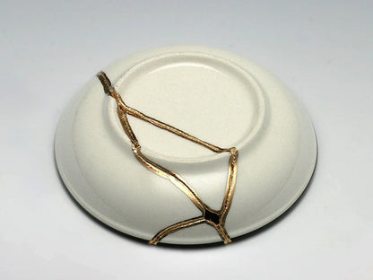 Small Blue and White Kintsugi Plate with Leaves and Swirl Kintsugi Reborn