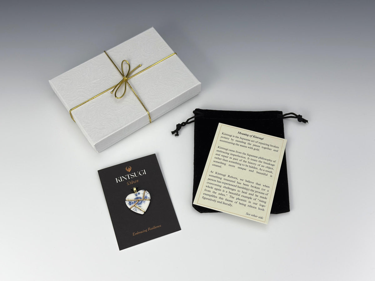 Blue Floral Kintsugi Heart Necklace, Gold Seam Porcelain Pendant, 20th Anniversary, China Anniversary
