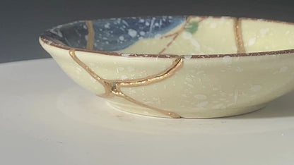 Small Beige Kintsugi Plate with Red and Yellow Flowers