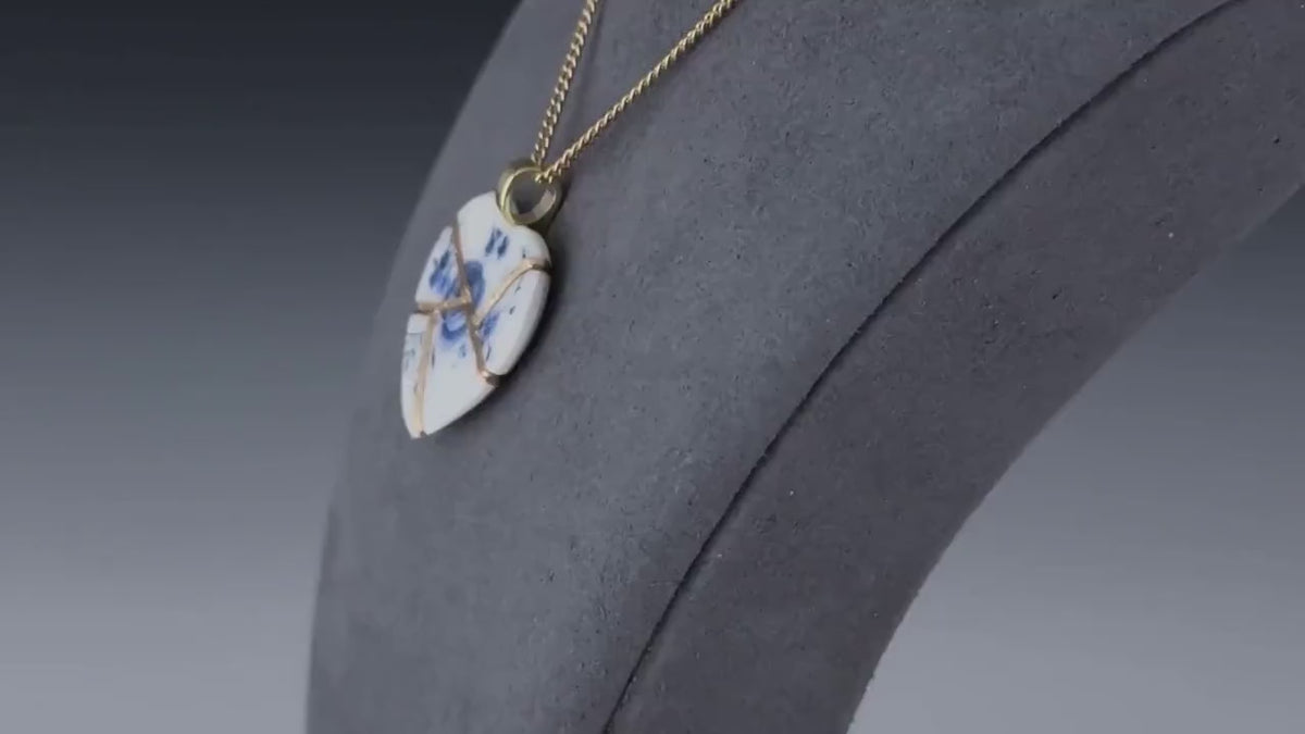 Blue Floral Kintsugi Heart Necklace, Gold Seam Porcelain Pendant, 20th Anniversary, China Anniversary