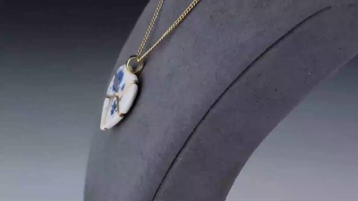 Blue Floral Kintsugi Heart Necklace, Gold Seam Porcelain Pendant, 20th Anniversary, China Anniversary